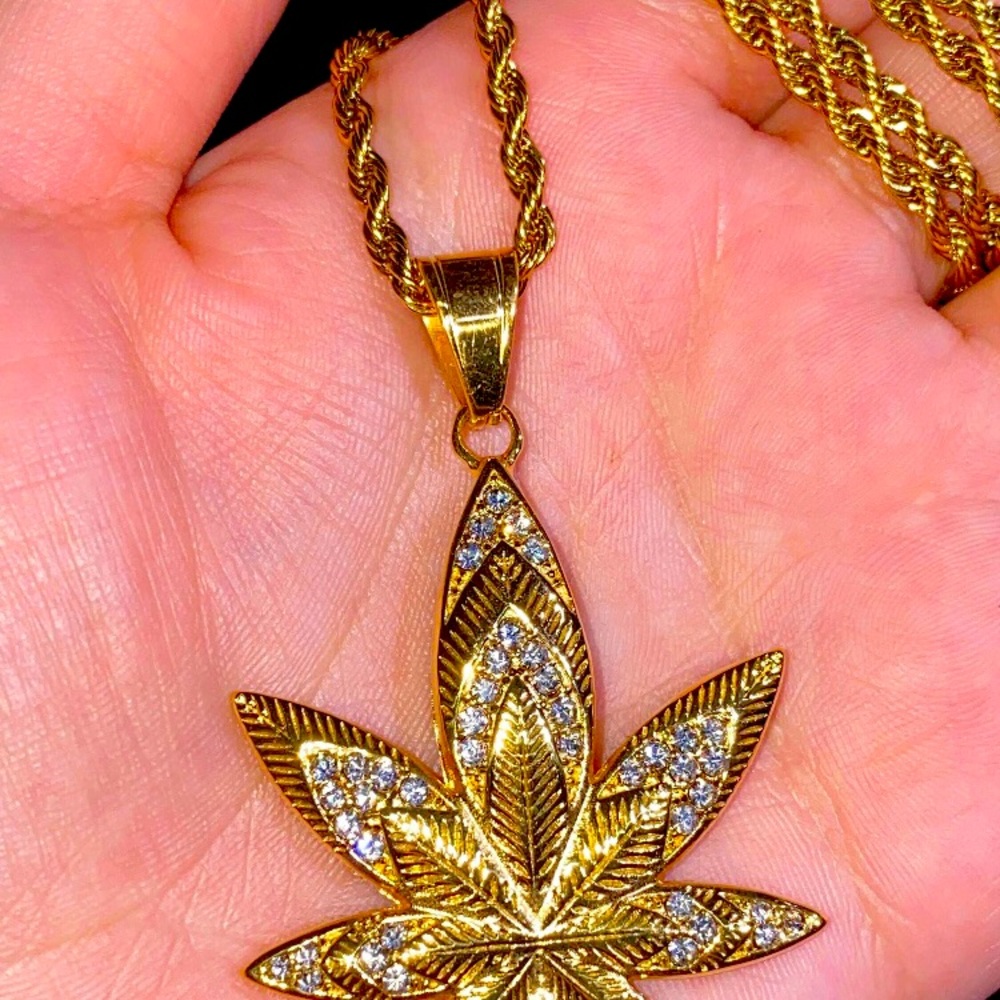 Leaf Pendant